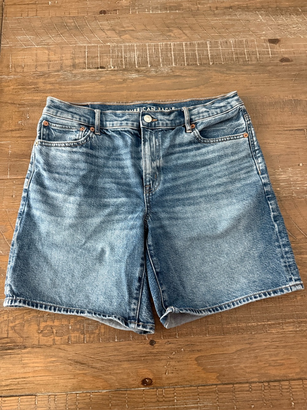 American Eagle Outfitters Women’s Perfect Bermuda Short Size 6